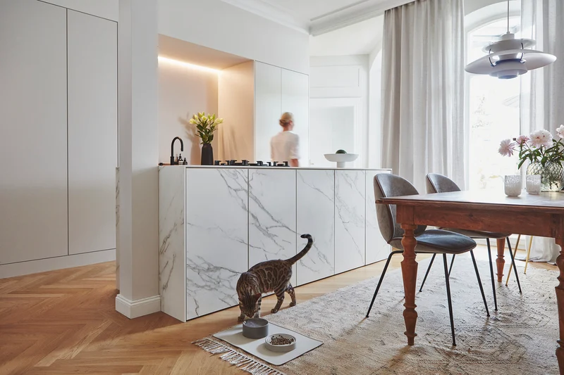 Tova