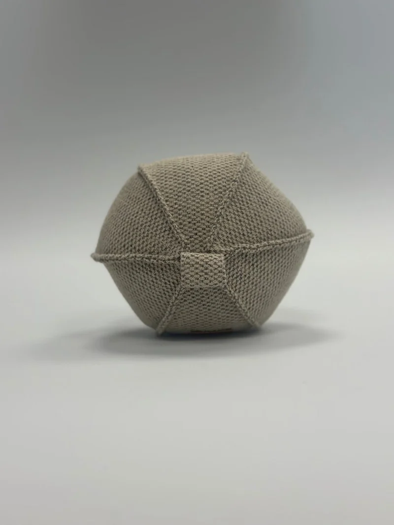 Ann Habor - Ball-Hundespielzeug - Hellbeige