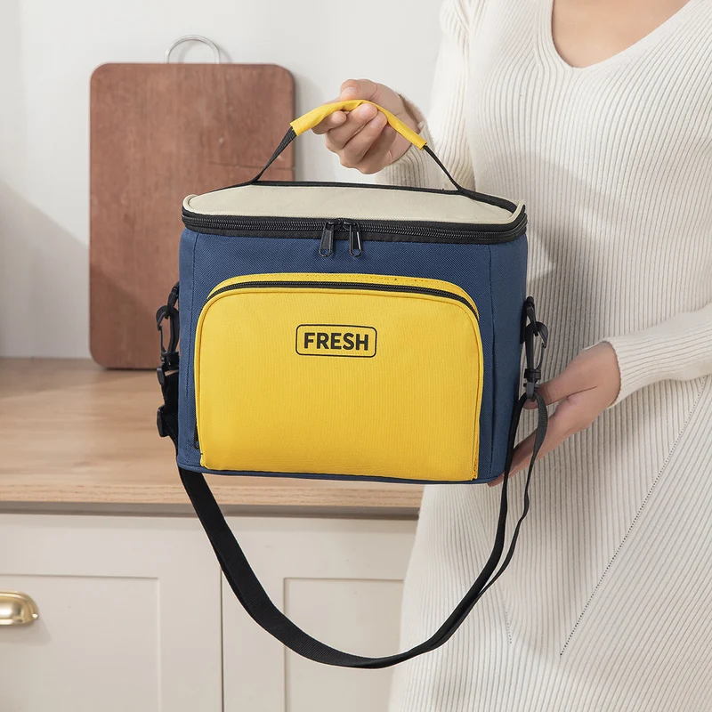 Isolierter Lebensmittelträger mit Multi-Taschen-Design