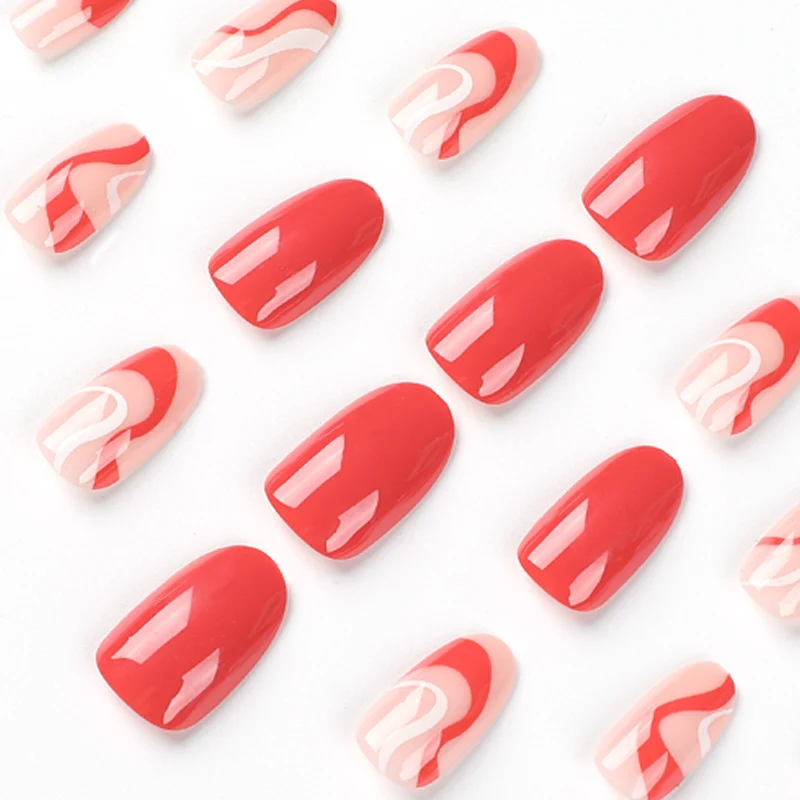 Kreative Nagelkunst mit elegantem Farbverlauf Karnz