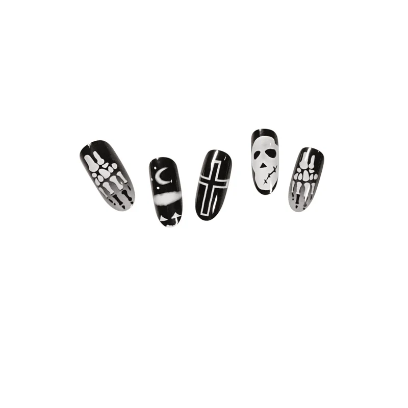 Kreative Halloween-Nagelkunst Karnz