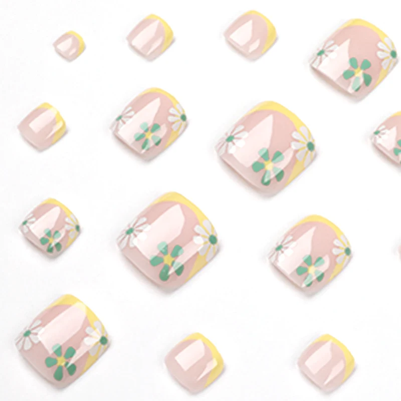 Kreative Fußnagelkunst mit bunten Blumenakzenten Karnz