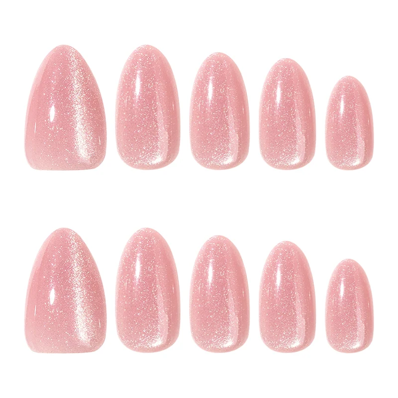 Glitzernde Nail Art mit elegantem Hochglanz-Finish Karnz