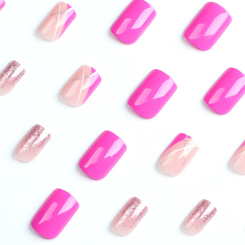 Glamouröses Nageldesign Karnz