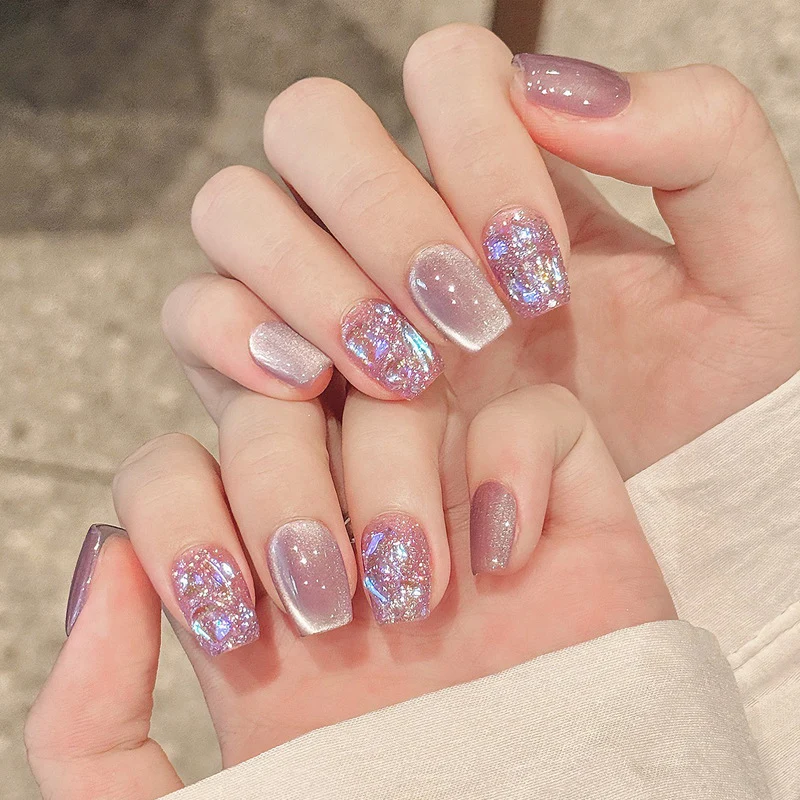 Elegante Nagelkunst Press-On Nägel Karnz