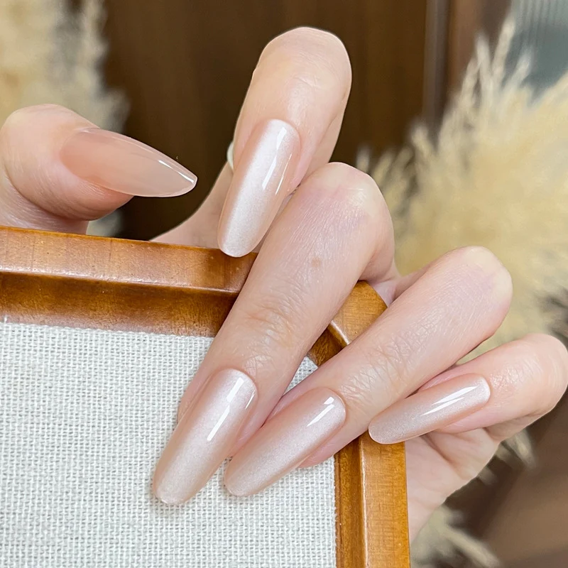 Elegante Nagelkunst Press-On Nägel Karnz