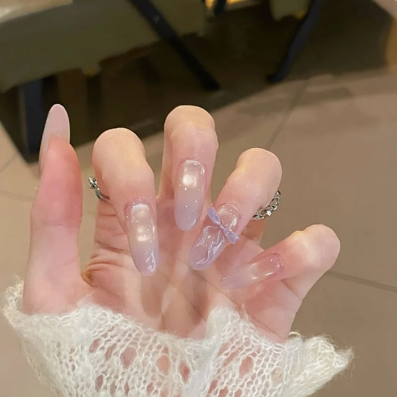 Elegante Nagelkunst Press-On Nägel Karnz