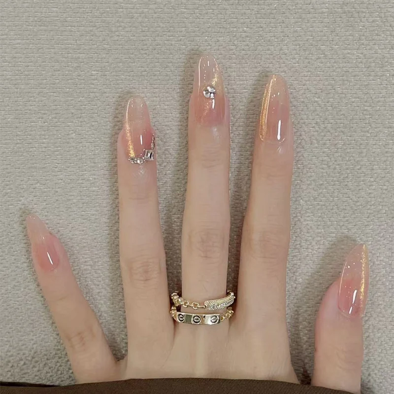 Elegante Nagelkunst Press-On Nägel Karnz
