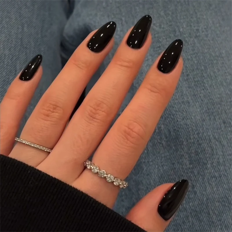 Elegante Lange Stiletto Press-On Nägel Karnz