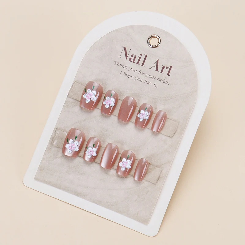 Thematische Nagelkunst Press-On Nägel mit süßen Charakter- und Schleifendesigns Karnz