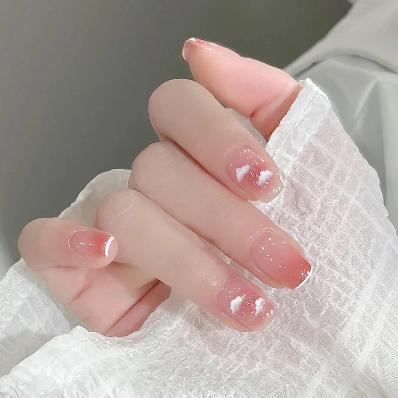 Thematische Nagelkunst Press-On Nägel mit süßen Charakter- und Schleifendesigns Karnz
