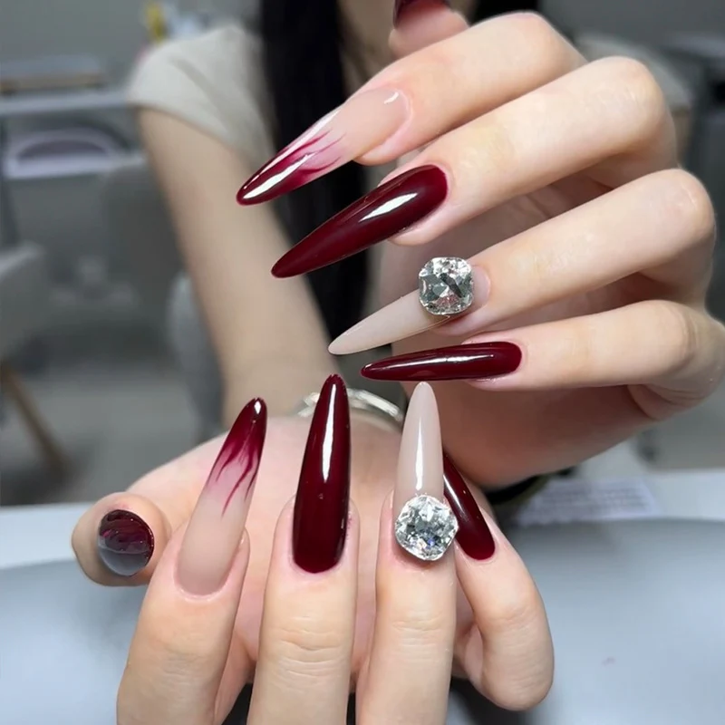 Stylische Press-On-Nageltips mit Leopardendesign Karnz