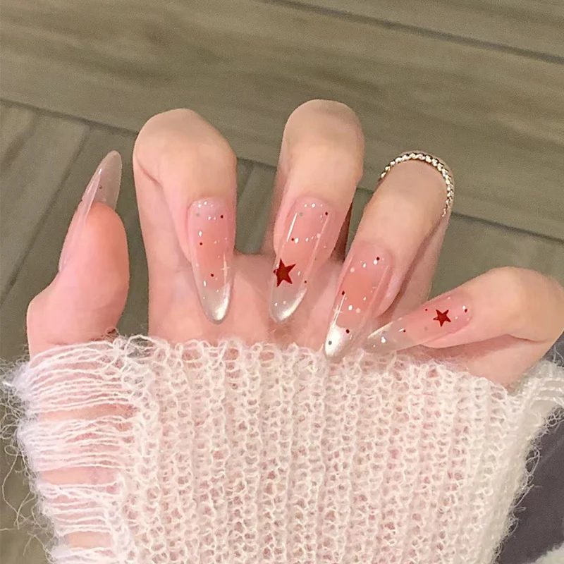 Stylisches Nagelkunst Press-On Set mit Glitter und glänzendem Finish Karnz