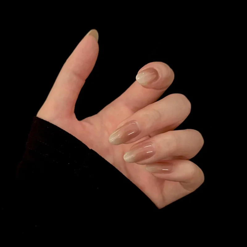 Stylisches Nagelkunst Press-On Set mit Glitter und glänzendem Finish Karnz