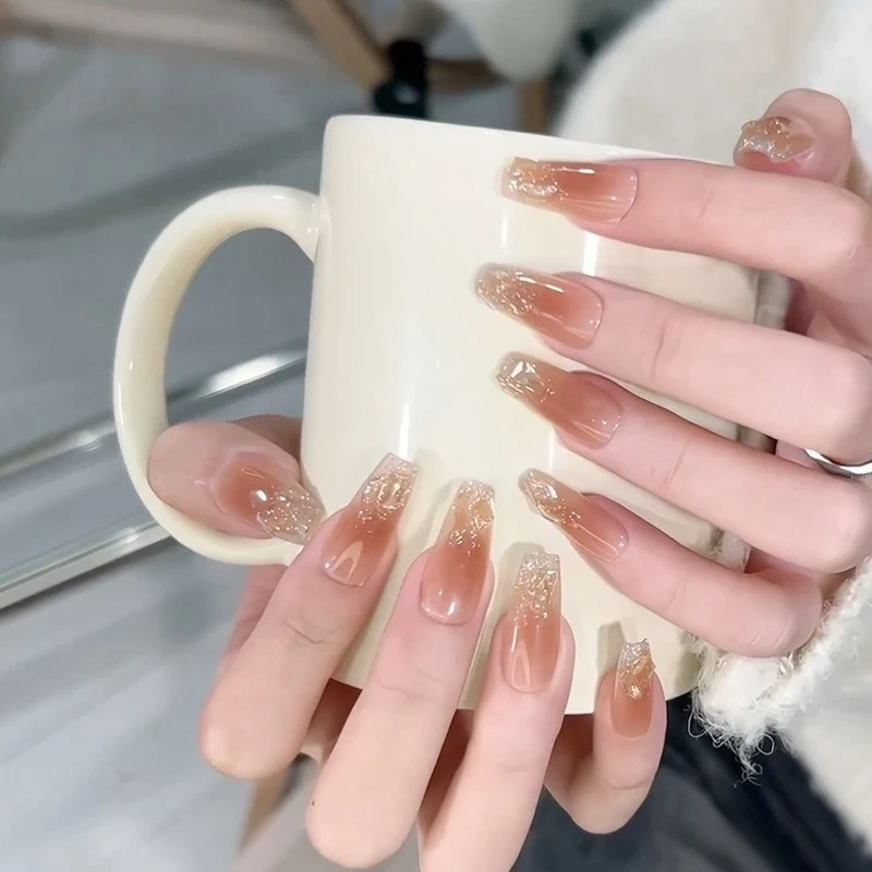 Glänzendes Schmetterlings-Nagelkunst-Set Karnz