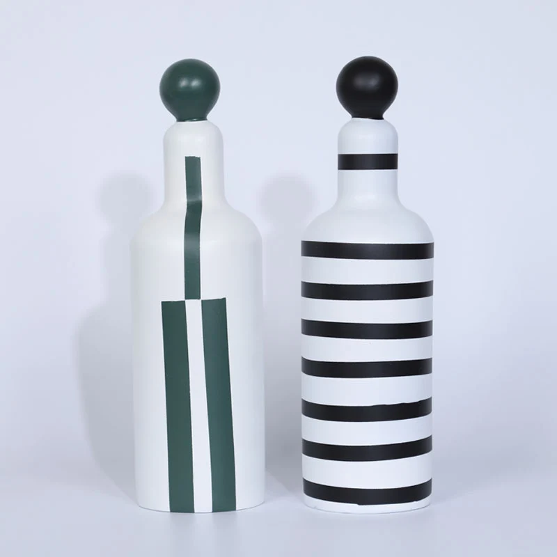 Dekorative geometrische Kunstflaschen