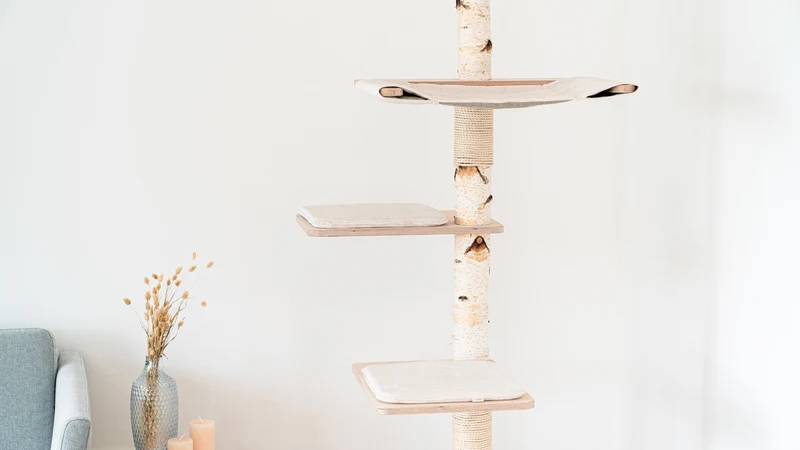 PURE SKY – Deckenhoher Kratzbaum XXL aus Birke