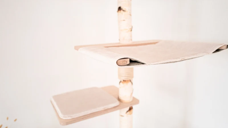 PURE SKY – Deckenhoher Kratzbaum XXL aus Birke