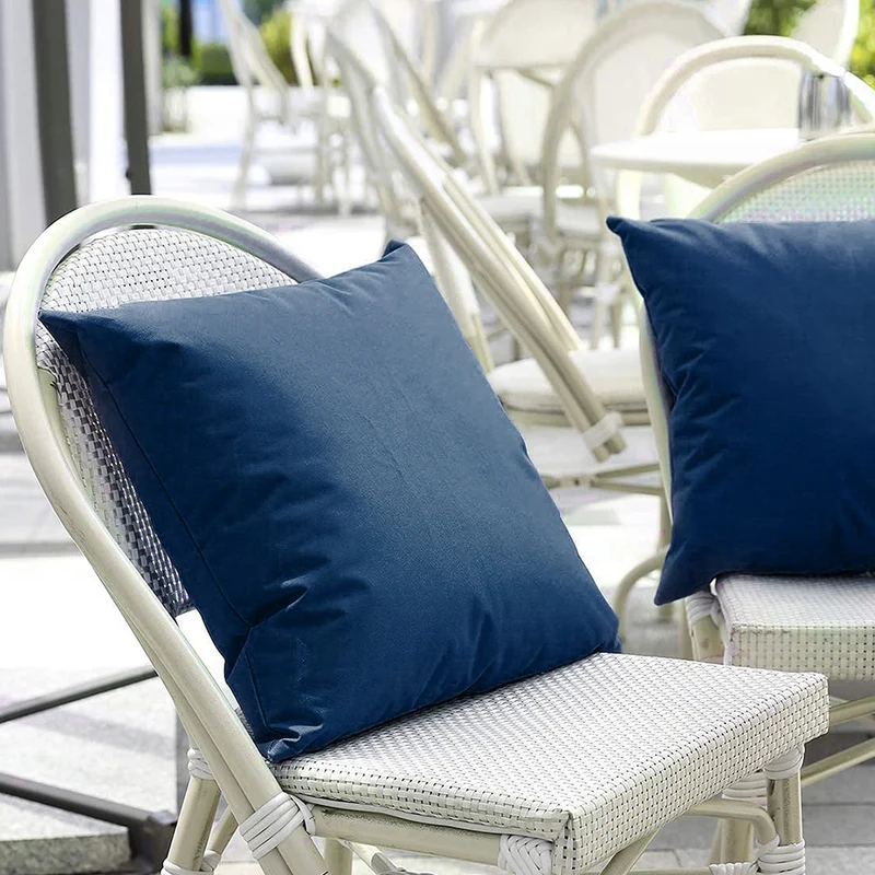 Quadratisches wasserabweisendes Outdoor-Patio-Wurfkissen mit verdecktem Reißverschluss