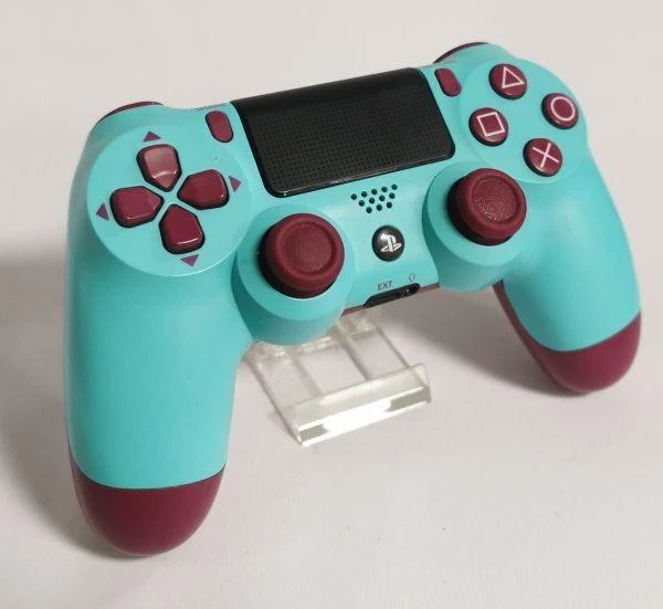 DUALSHOCK 4 Wireless-Controller Berry Blue