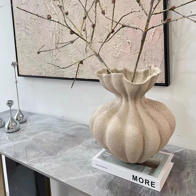 Elegante Blumengeformte Dekorative Vase