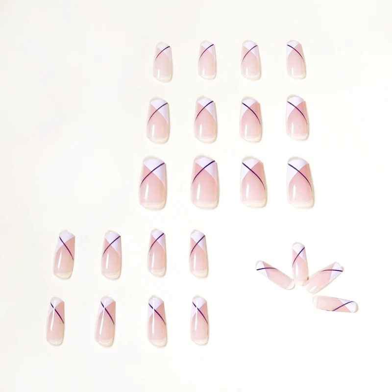 Elegante und Modische Nagelkunst Karnz
