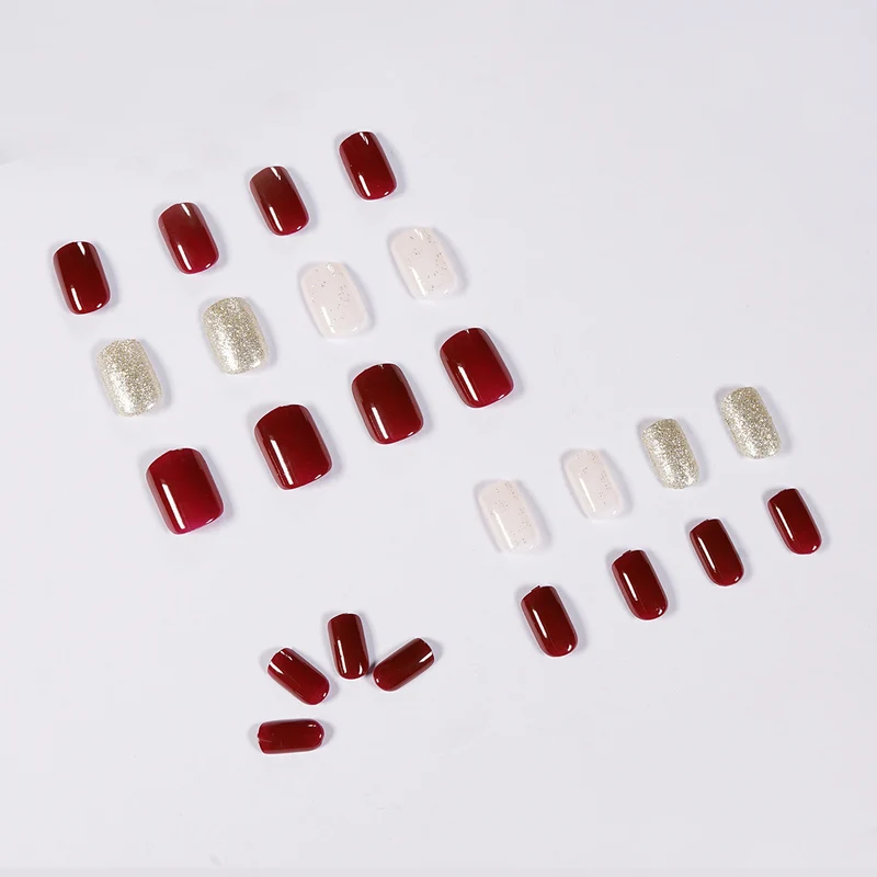 Elegante und luxuriöse Nagelkunst Karnz