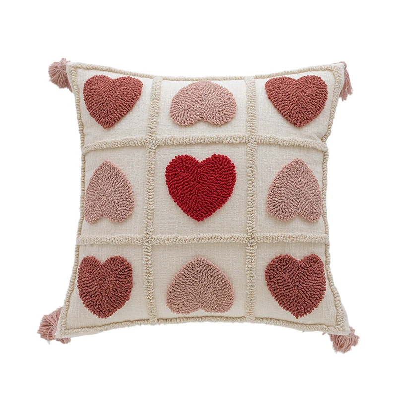 Rechteckiges tufted Buchstaben-Lendenkissen mit Loop-Pile 'LOVE' Akzent