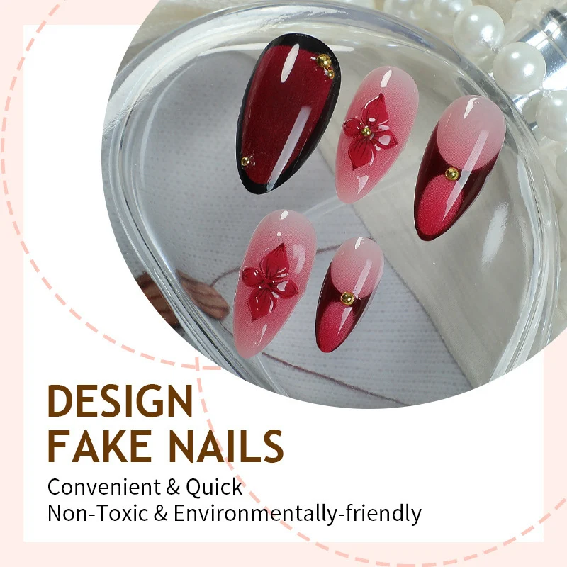 Kunstnagelset mit eleganten Blüten- und Glitzerverzierungen Karnz