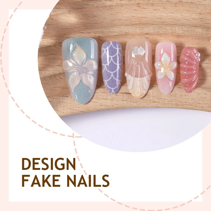 Kunstnagelset mit eleganten Blüten- und geometrischen Designs Karnz