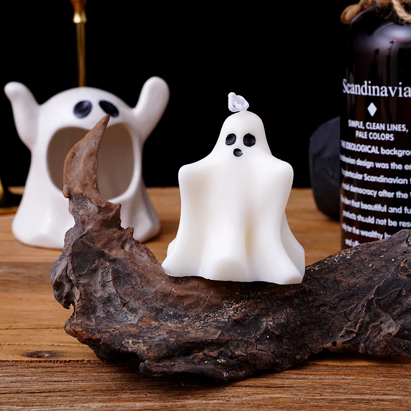 Mini Ghost Skulpturale Sojawachskerze mit Baumwolldocht
