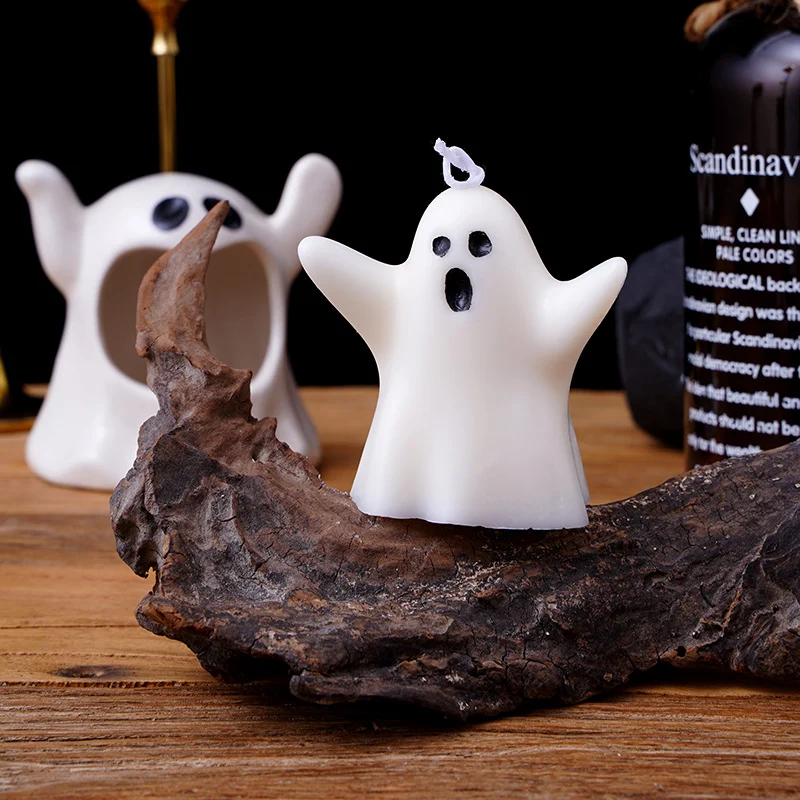 Mini Ghost Skulpturale Sojawachskerze mit Baumwolldocht