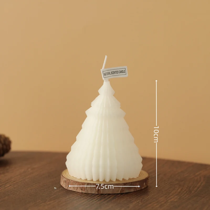 Weihnachtsbaumförmige hängende dekorative Sojawachskerze mit Sternenaufsatz