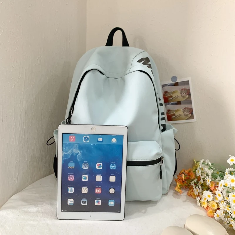 Leichter ergonomischer Laptop-Rucksack Karnz