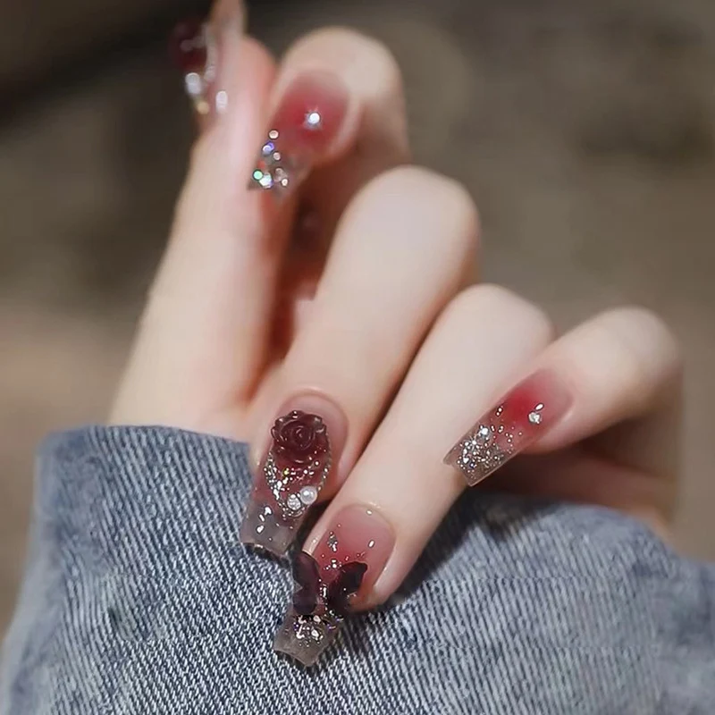 Glamouröse florale Acryl-Nagelkunst-Erweiterungen Karnz