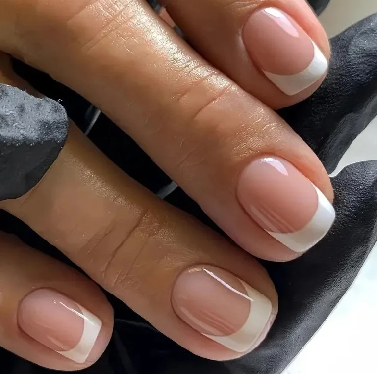 Französische Tipp Acryl-Nagelverlängerungen Karnz