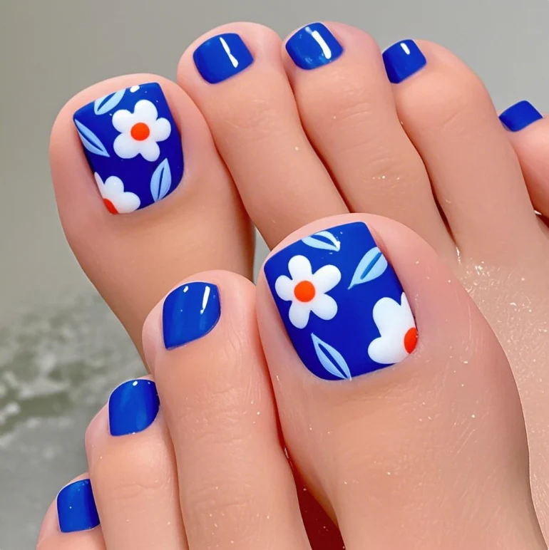 Blumenmuster Fußpflege Nagelkunst Karnz