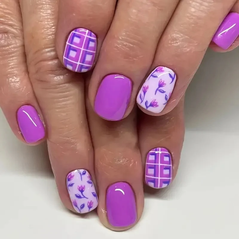Blumenmuster-Nagelkunst-Set Karnz