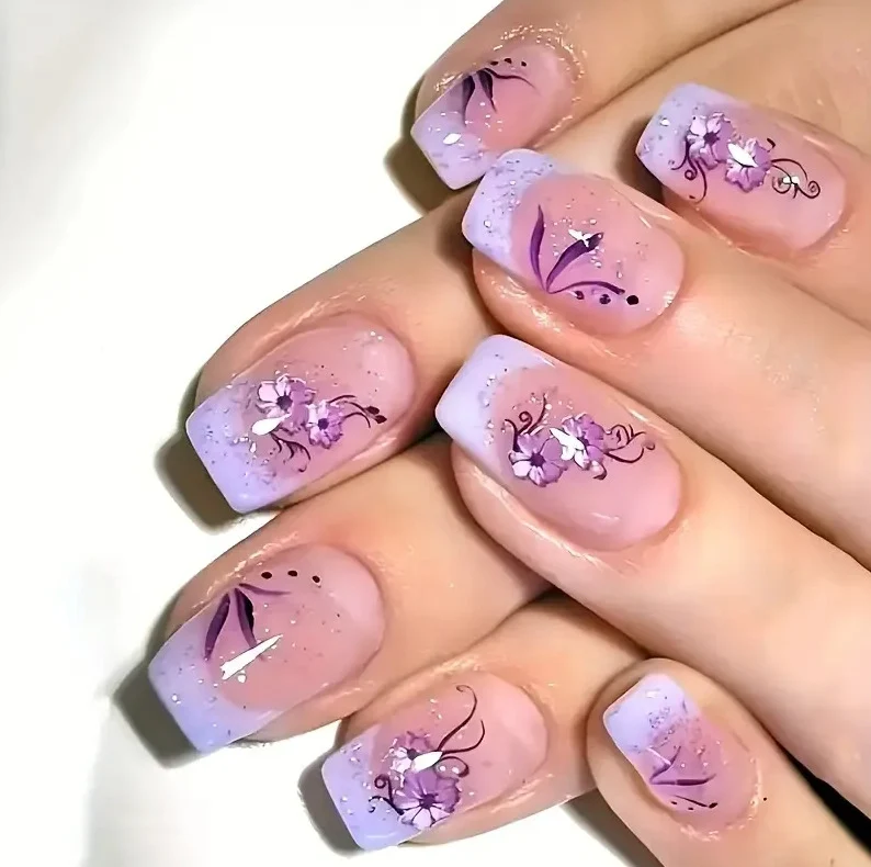 Blumenmuster-Nagelkunst-Set Karnz