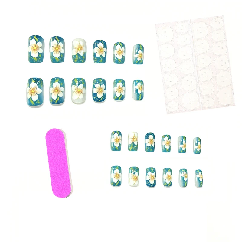 Florale Nagelkunstverlängerungen Karnz