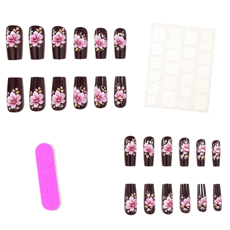 Florales Nagelkunstdesign Karnz