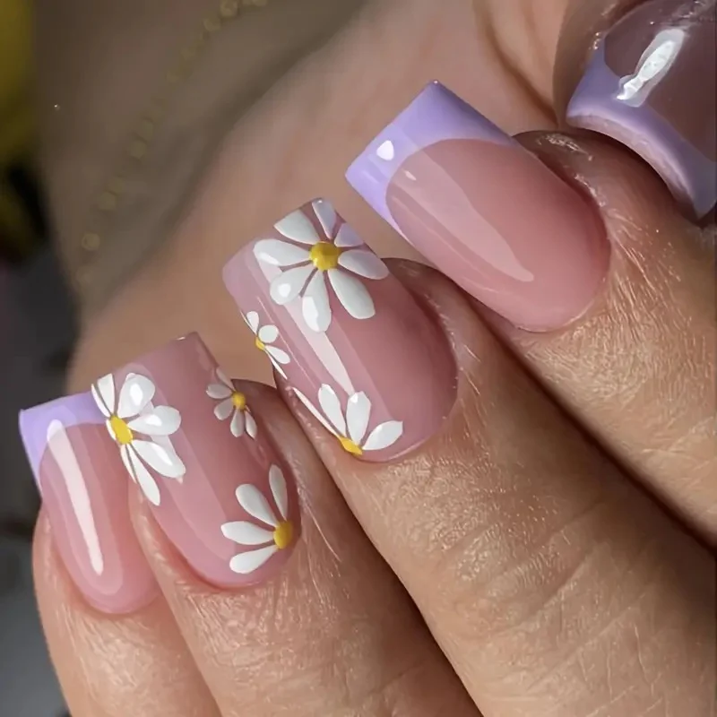 Florales Design Press-On Nagelset Karnz