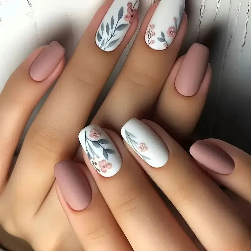 Blumendesign Dekorative Press-On Nagelverlängerungen Karnz
