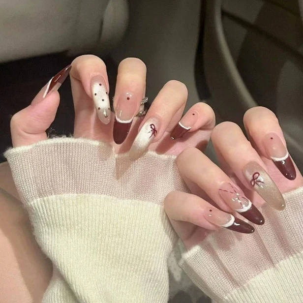 Elegante langlebige Nagelkunstverlängerungen Karnz