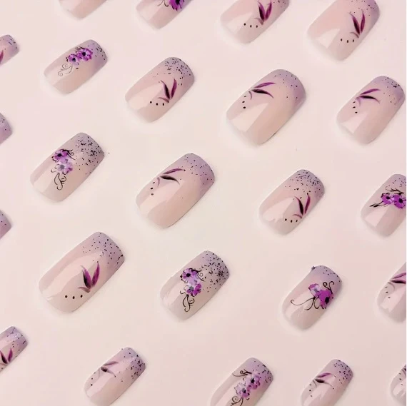 Elegante Blumendesign Acryl-Nagelkunst-Verstärkungen Karnz