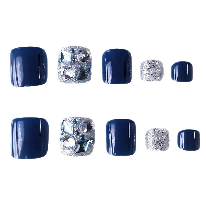 Dekorative Pediküre Nagelkunst Karnz
