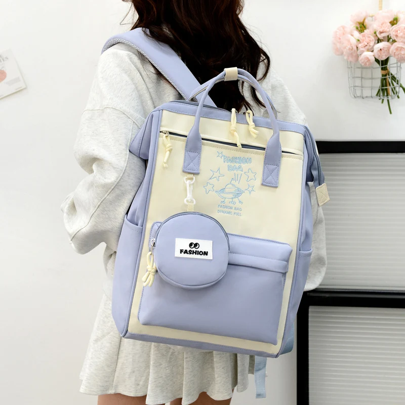 Stylischer Multifunktions-Karnz-Rucksack