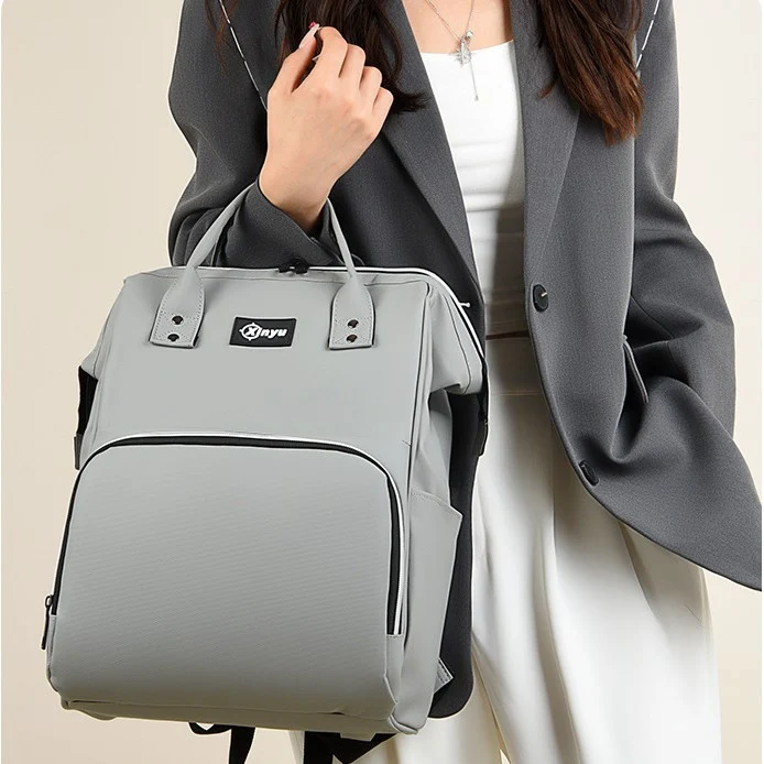 Stylischer isolierter Lunch-Rucksack Karnz