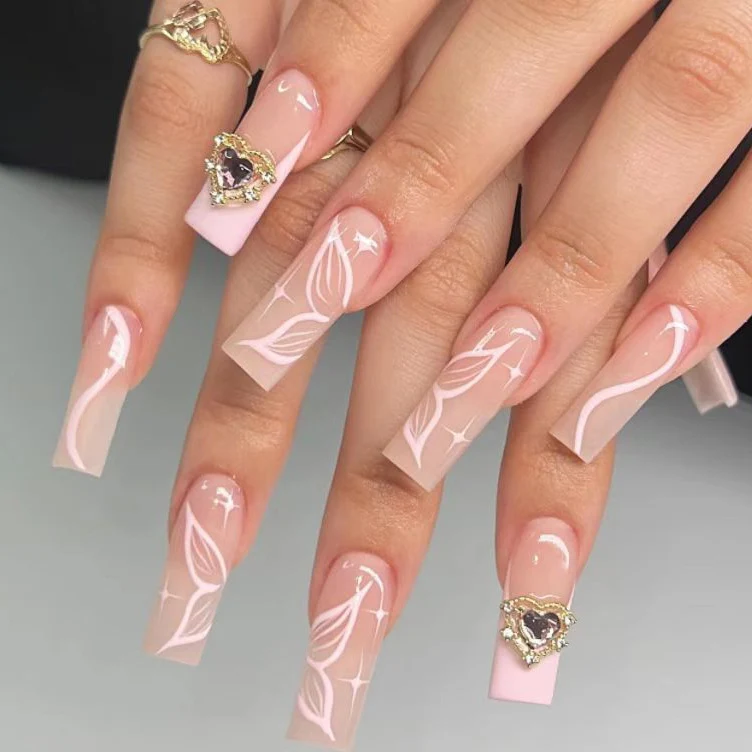 Dekorative lange Acryl-Nagelverlängerungen Karnz