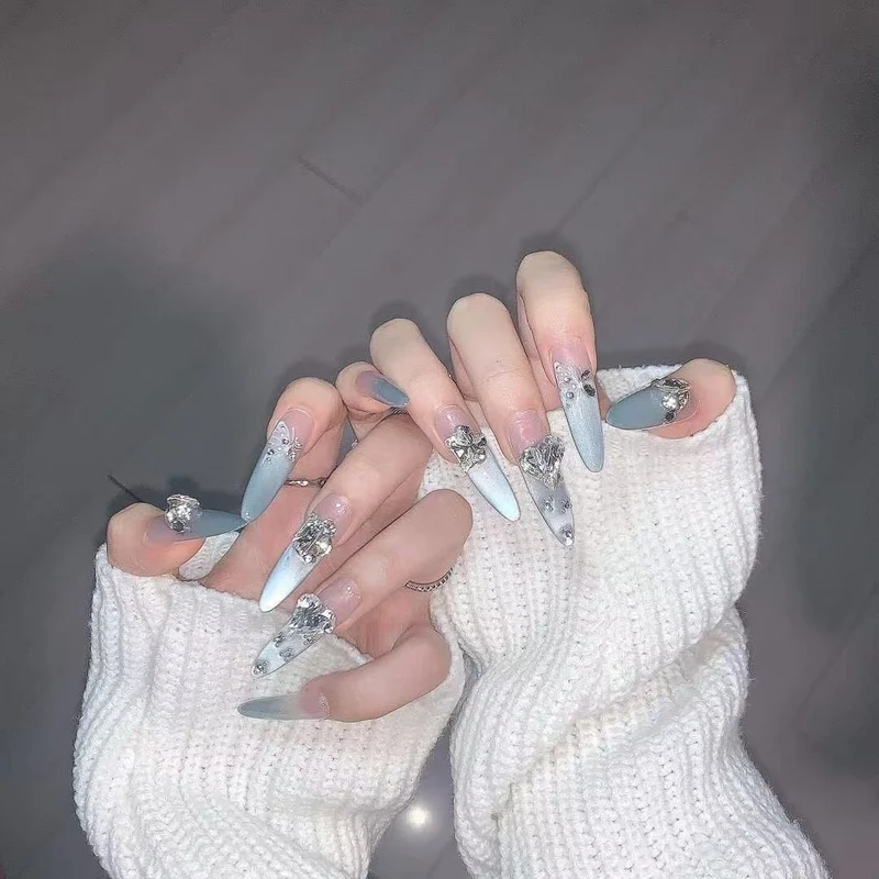 Dekorativer 3D Nagelkunst-Kit Karnz